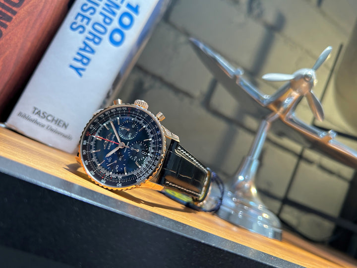 【ウイングレボリューション創業40周年】ナビタイマーB01 クロノグラフ41 【WING LIMITED】が限定20本！！